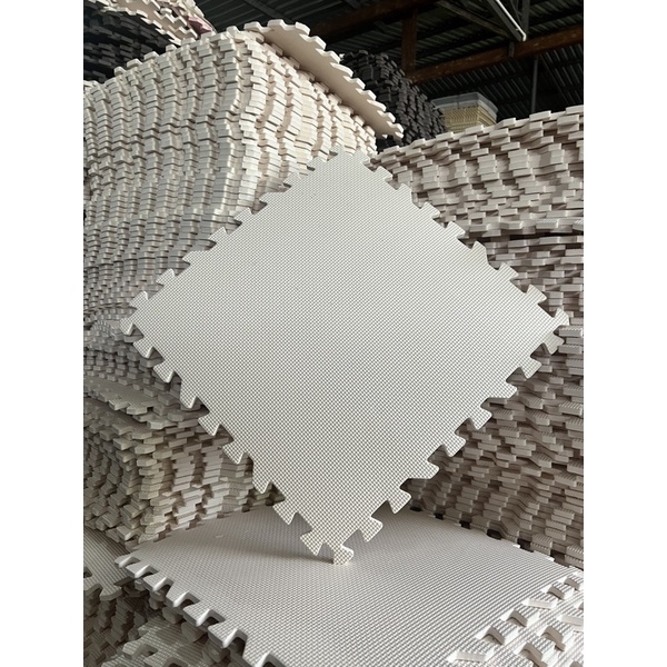 Combo 50 thảm trắng 350k kt 601cm