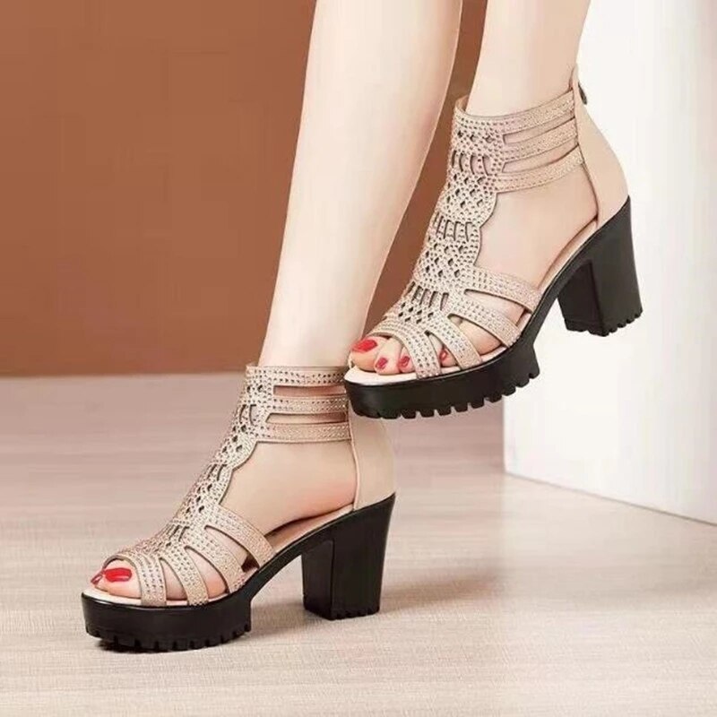 2023 High Heels Gladiator Sandals Woman Open Head Sexy Rivet Block Heel Platform Shoes Summer Back Zip Size 35-40 Women Sandals