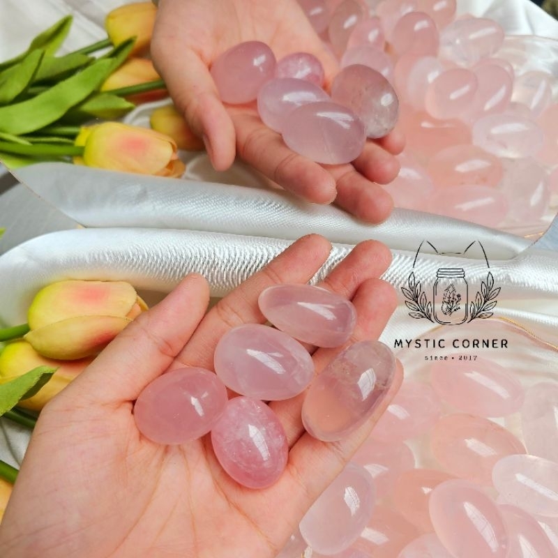 Viên đá thạch anh Hồng , viên đá thanh tẩy trong Tarot, Reiki, thiền định, phong thủy