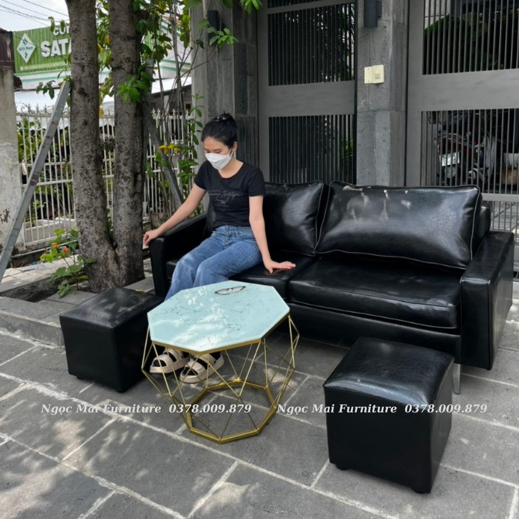 Bộ Sofa Băng Phòng Khách Dài 1m8 Màu Đen Chất Da Sang Trọng Kèm Đôn Gối Và Bàn