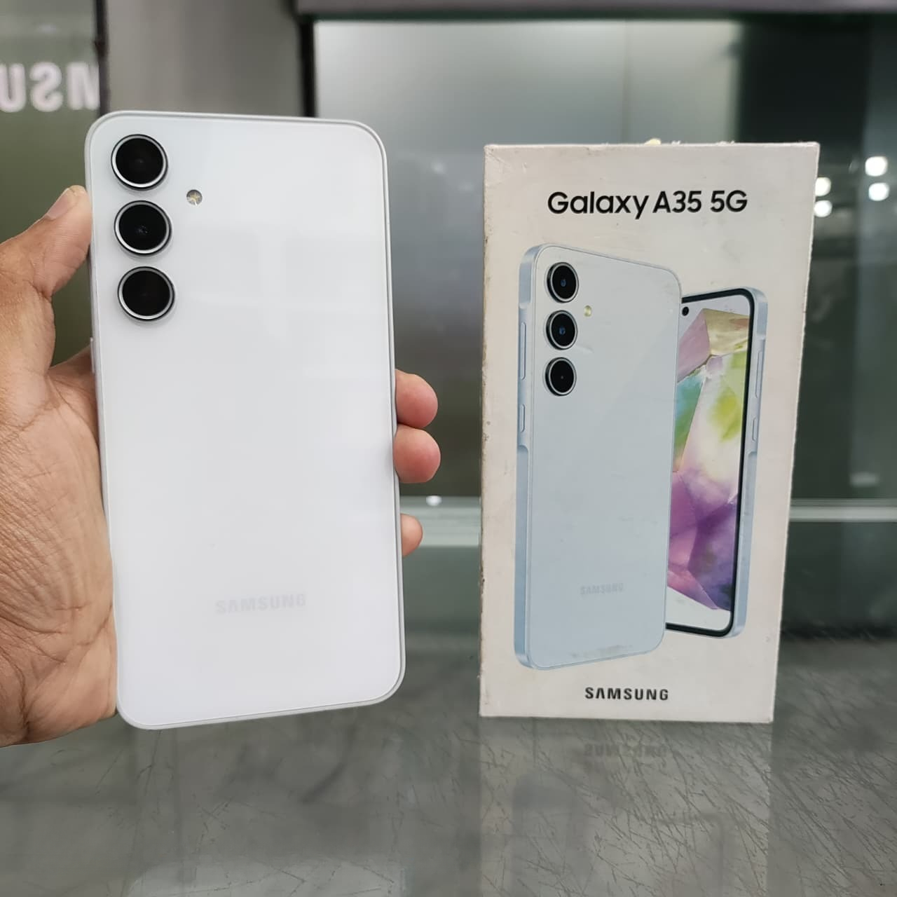 Samsung A35 5G Ram 8 Rom 256GB Second Original Giá 3,549,500 Đồng*Miễn phí vận chuyển