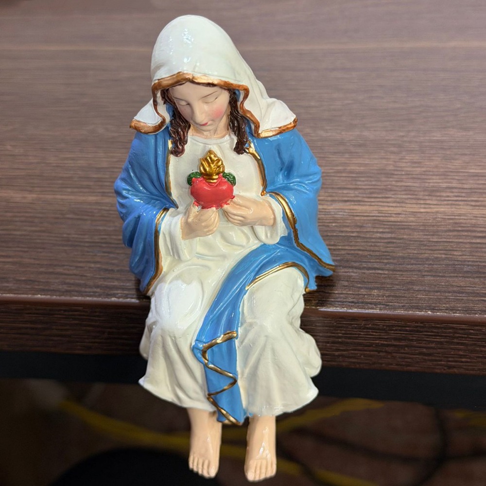 YERZ Hand Painted Jesus Figurine I Am with You Always Sitting Pose Religious Figurine Shelf Decorative Unique Jesus Christ Statue Home Decor