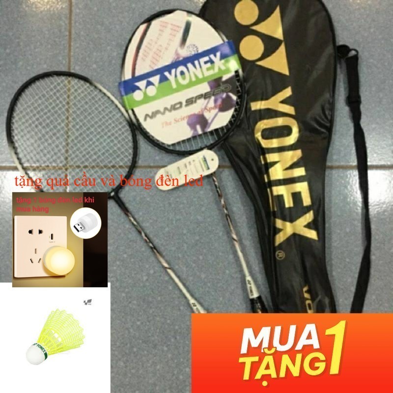 1 đôi vợt cầu lông yonex(2 chiếc)