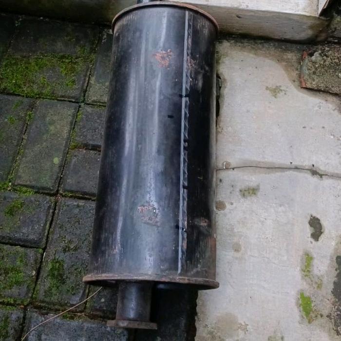 RARE ITEMS : TABUNG MUFLER KNALPOT TOYOTA HARDTOP BJ HJ-Roses Storea Harga 3,520,000 rupiah*Gratis Ongkir