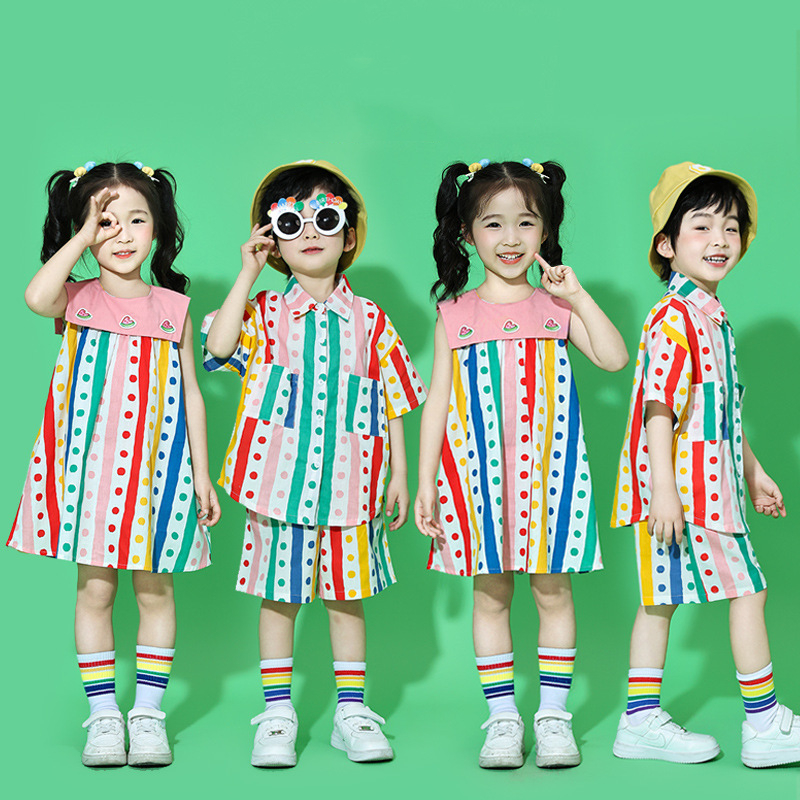 CEEKEY ชุดเดรสเด็กผ้าคลุมไหล่ชุดฤดูร้อนแขนฟองชุดเจ้าหญิงแฟชั่นรุ้งลายจุดสาวกระโปรงเด็กผู้ชายแขนสั้นกางเกงขาสั้น เสื้อสงกรานต์เด็ก ราคา 295 บาท*ส่งฟรี