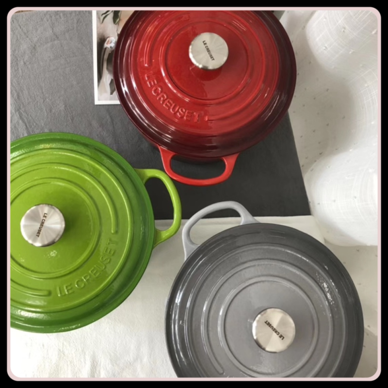 Le Creuset Signature Enameled Cast Iron Round Dutch Oven 24 cm Singapore