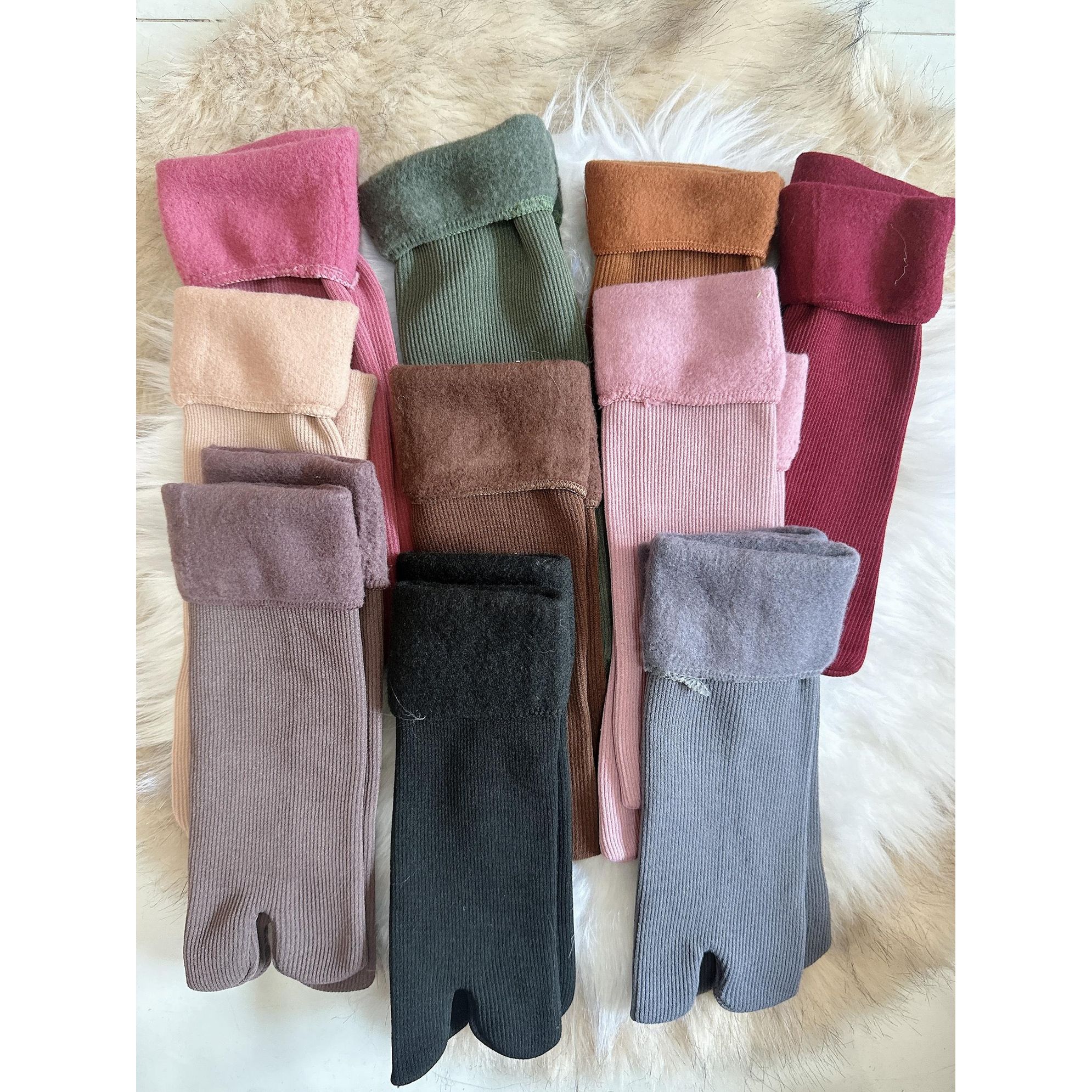 COMBO 10 Tất Vớ Nữ Cổ Cao Lót Lông Nỉ Tất Giữ Nhiệt Nữ Có Lớp Nhung Siêu Ấm Áp Cho Mùa Đông