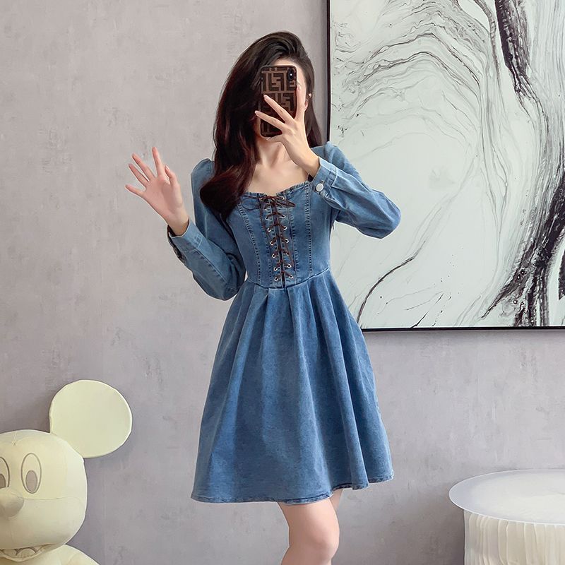 Váy denim quây dài tay thời trang dành cho nữ 2023 váy ngắn lưng cao mới váy thời trang cổ điển