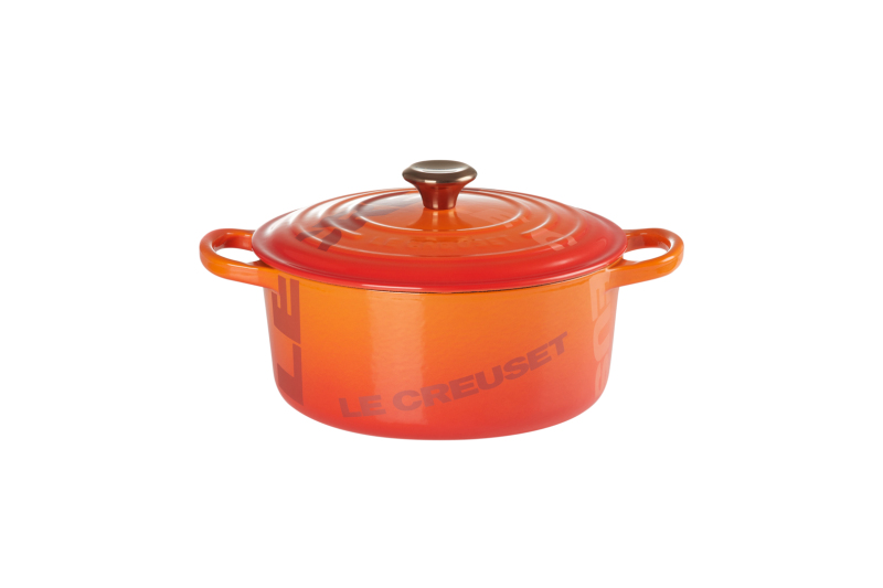 Le Creuset Round French Oven 22cm (Big Logo Series) Singapore