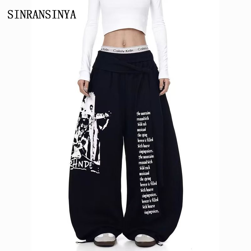 Phong cách Mỹ oversized in Sweatpants với thiết kế đồ họa cho điệu nhảy đường phố và hip hop thời trang