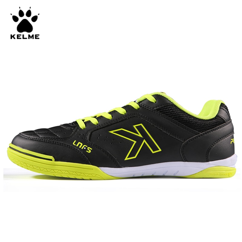 Futsal on sale shoes kelme