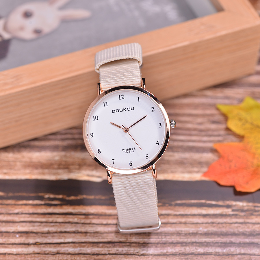 Doukou Cardamom English Style Simple Digital Cloth Quartz Watch Student Watch Personality Watch Manufacturers BYUE