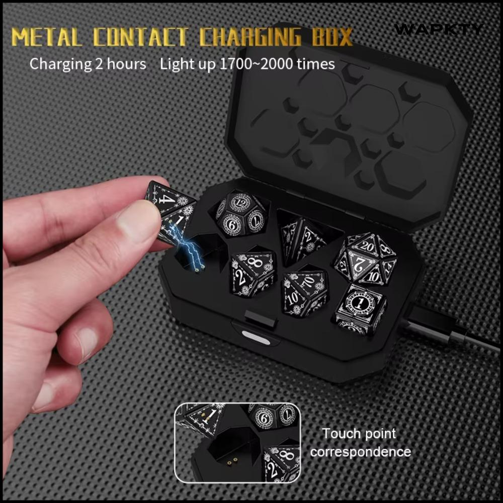 WAPKTY 7Pcs/set ดันเจี้ยนและมังกร ชุดลูกเต๋า LED DND เรืองแสงอิเล็กทรอนิกส์ส่องสว่าง ชาร์จใหม่ได้ ลูกเต๋าสว่างขึ้น เปิดใช้งานการเคลื่อนไหว ลูกเต๋าเกมตาราง ผู้ใหญ่และผู้ใหญ่ ราคา 765 บาท*ส่งฟรี