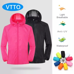 ภาพหน้าปกสินค้าVTTO Waterproof UV Windbreaker Raincoat Jacket Quick Dry Travel Or Camping ที่เกี่ยวข้อง