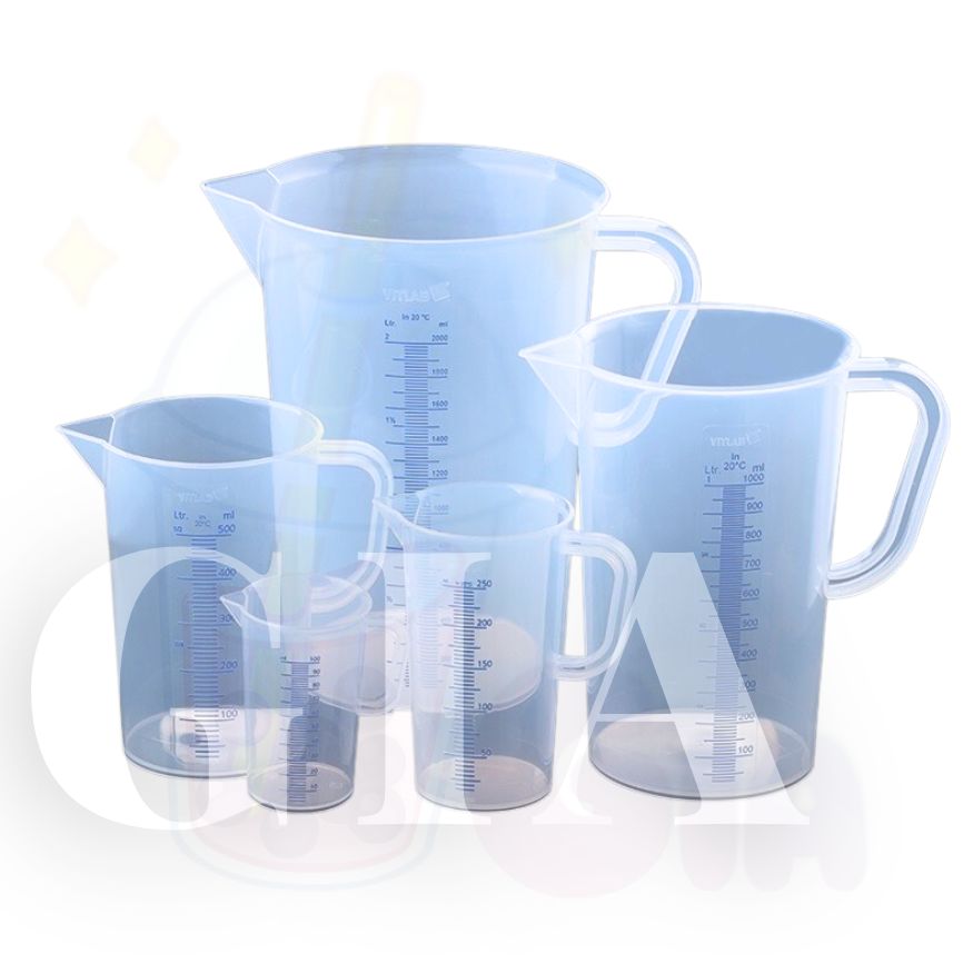 Ca đong nhựa có vạch chia định lượng