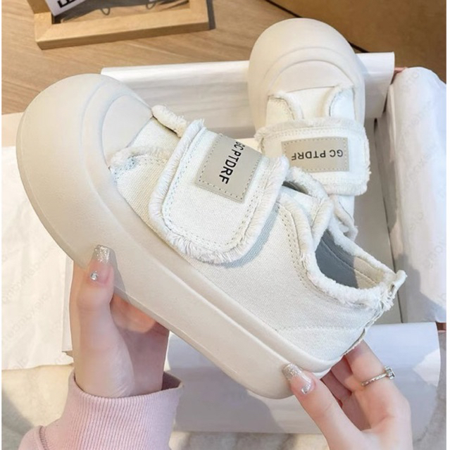 Giày slipon bản quai dán vải canvas mềm siêu êm 2023