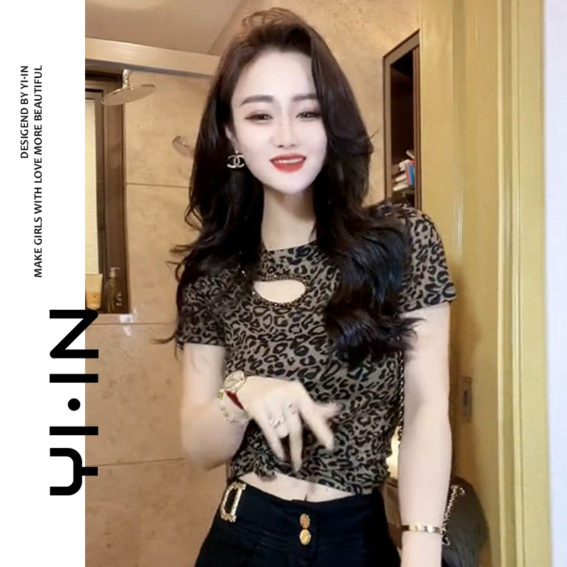 Áo thun in da báo ôm vừa gợi cảm thời trang r Áo Quần sóoc sang trọng tay thanh lịch cho nữ