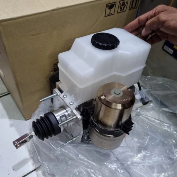 boster rem Land cruiser VX100 ORIGINAL 47050-60012 booster rem VX100 Harga 29,820,000 rupiah*Gratis Ongkir