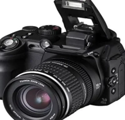 Fujifilm Finepix S9000 9MP Digital Camera with 10.7x Wide Optical Zoom made in japan(Export)