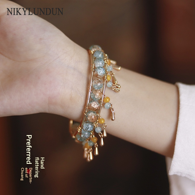 NIkyLundun สร้อยข้อมือสไตล์ชนเผ่าอิงแรงบันดาลใจจากดุสาน ประดับลูกปัดคริสตัลและเครื่องประดับทองคำสำหรับผู้หญิง ราคา 88 บาท*ส่งฟรี