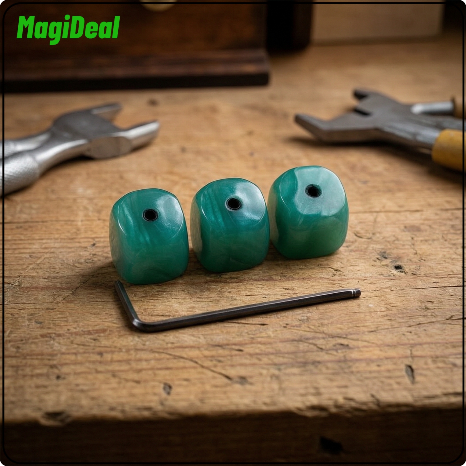 MagiDeal 3 Pieces Easy-to-Install Dice Guitar Knobs Universal Guitar Knobs with Wrench Smooth Hardware Sturdy for Guitarists, Luthier ราคา 3,253 บาท*ส่งฟรี