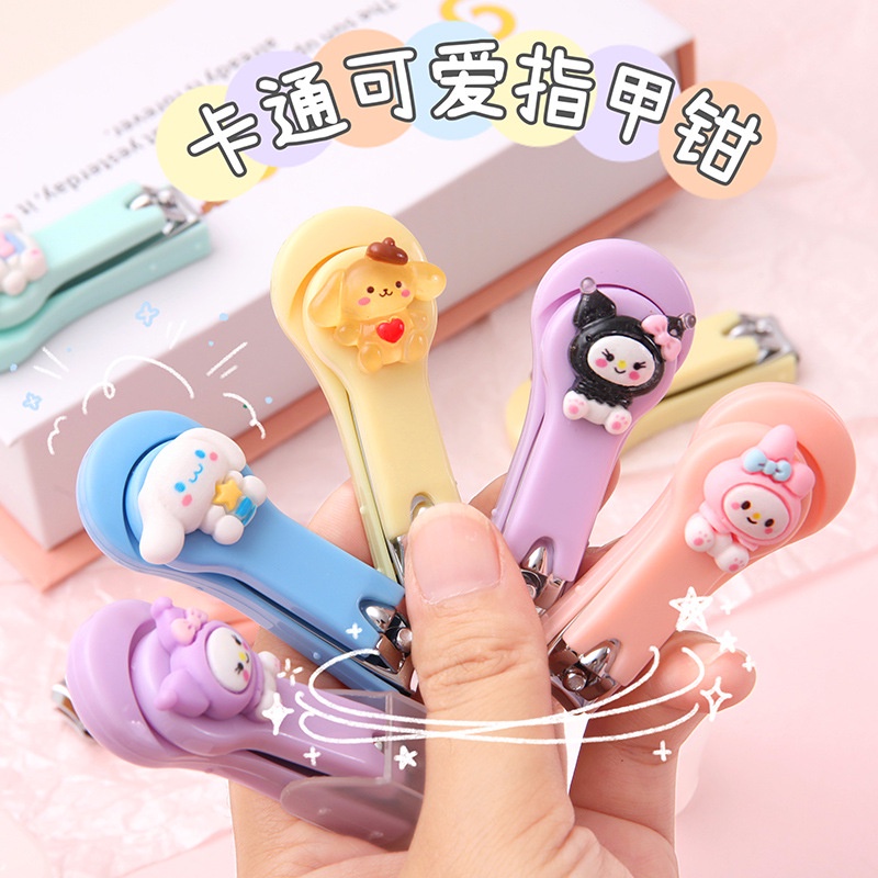 Bấm móng tay cute