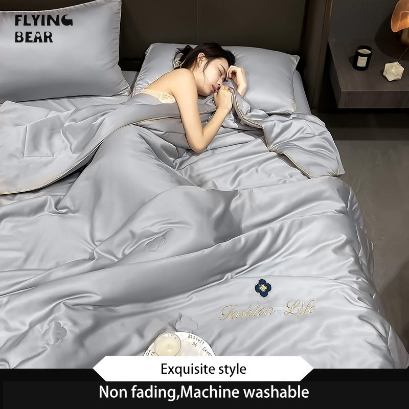 Soybean quilt ice silk air conditioning quilt summer cooling quilt four-piece set Tencel summer quilt single dormitory summer thin quilt machine washable ราคา 718 บาท*ส่งฟรี