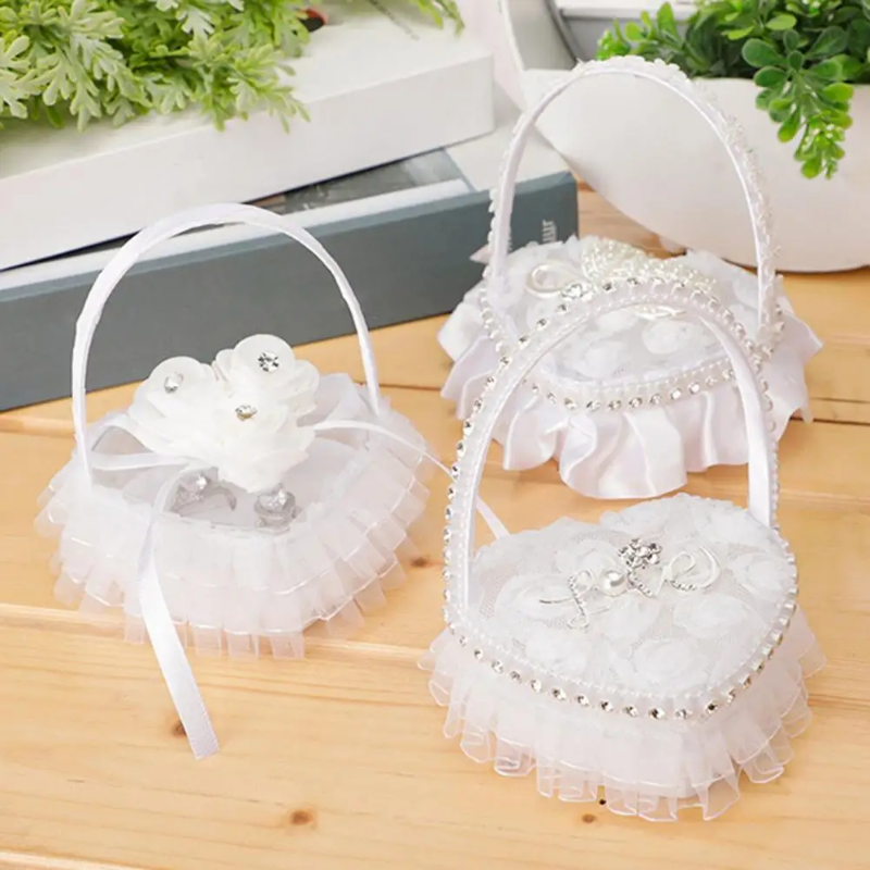 【BBVXG】 Wedding Decorations Chic Heart-shape Flowers Valentine's Day Gift Ring Pillow Cushion Pincushion Ring party decor marriage ราคา 501 บาท*ส่งฟรี