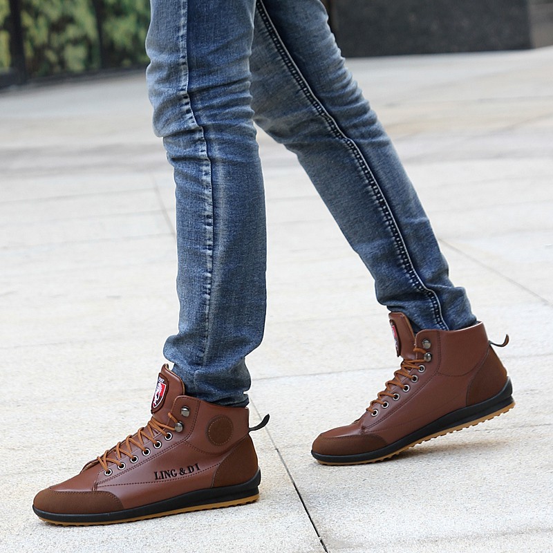 COD Men's Ferrari Casual racing shoes Motorcycle Boots Breathable Off-Road Driving shoes Riding Shoes sneakers Casual bootsKorea