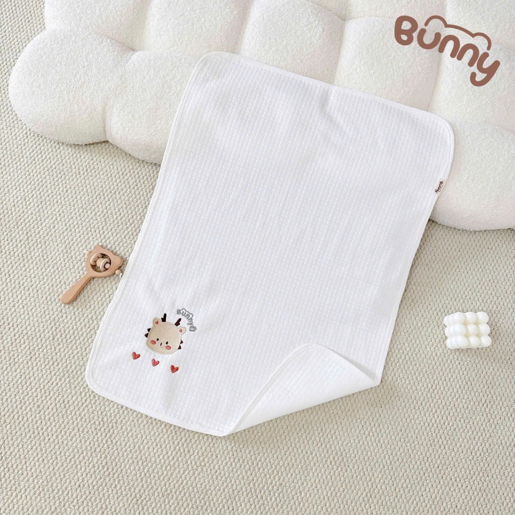 Tấm lót chống thấm 4D cho bé sơ sinh chất Cotton thoáng mát kích thước 50x70cm, miếng lót chống thấm