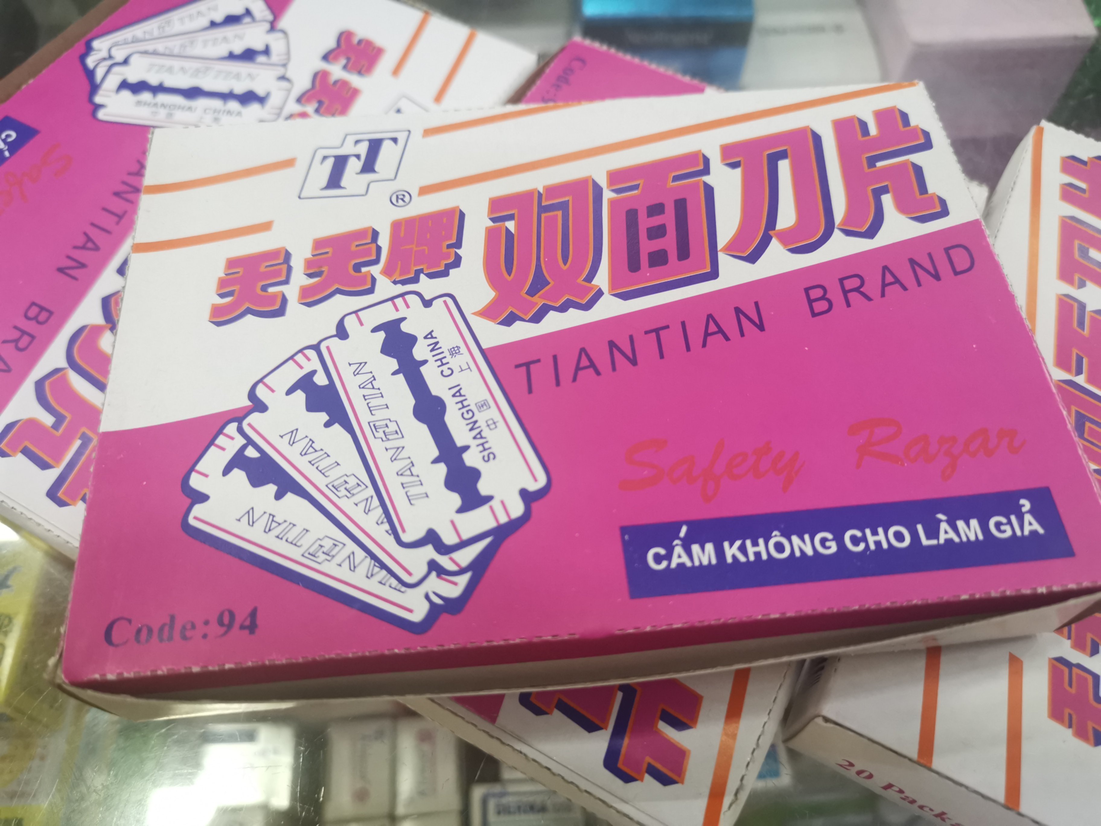Dao lam tím