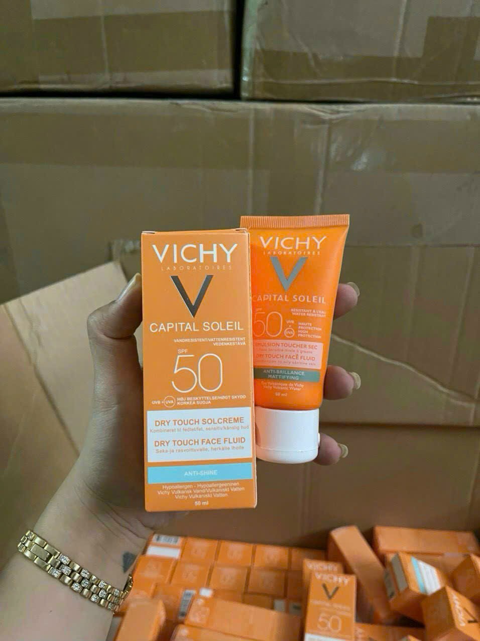 Chống nắng Vichy 50 SPF