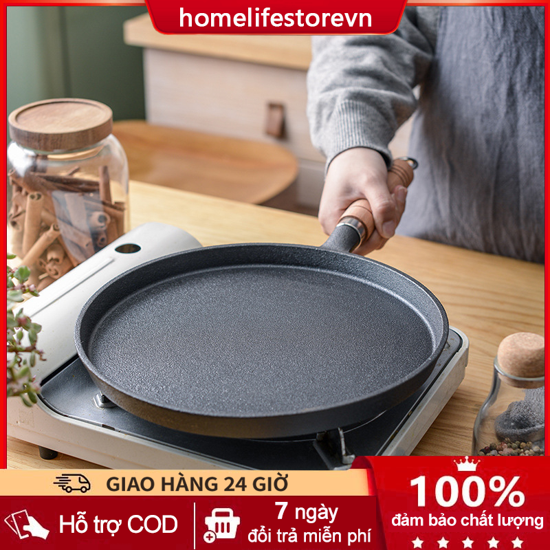 Chảo gang chống dính đúc nguyên khối quai cầm gỗ cách nhiệt đường kính 26cm chảo chiên rán đổ bánh xèo HOME