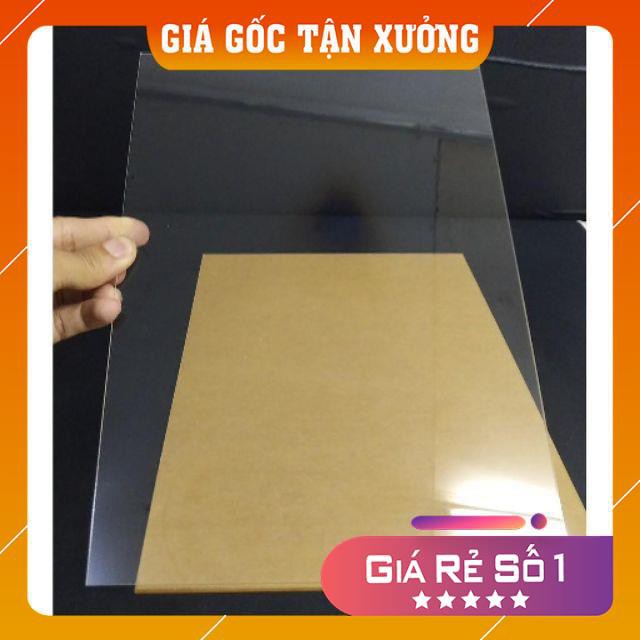 Tấm kính Mica trong suốt 2mm (2li) nhiều kích thước (10,15,21,A3,A4,A5...) có seal chống xước 2 mặt.