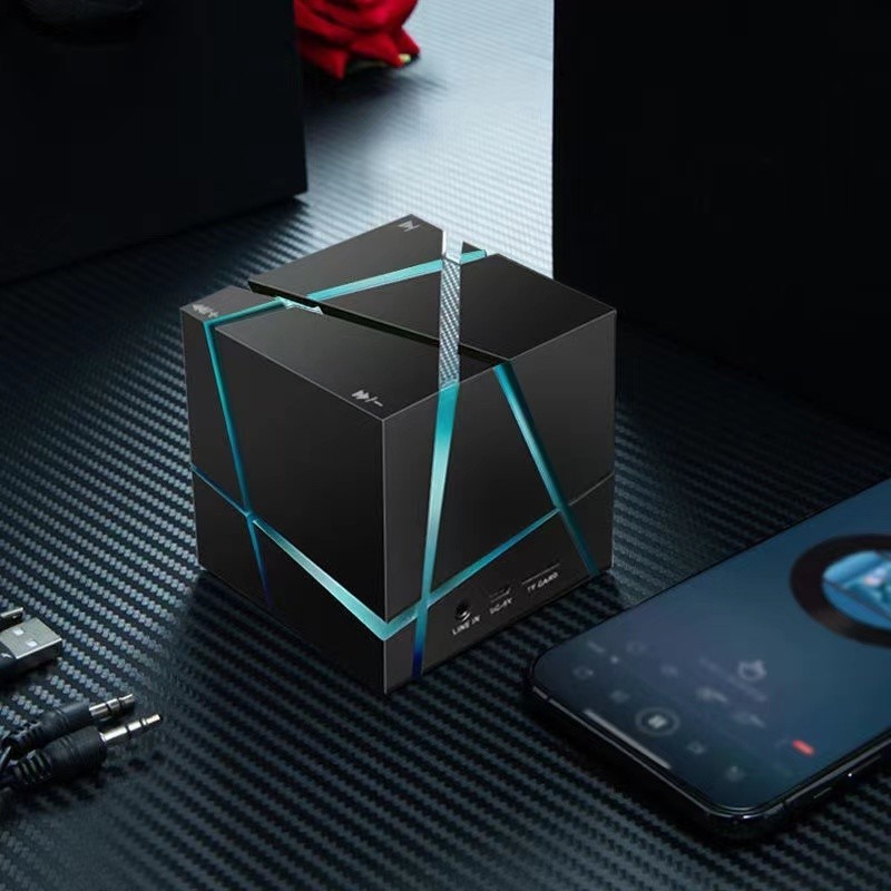 🔥【Readystock】 + Giao hàng miễn phí🔥Rubiks Cube Loa Bluetooth Mini Loa máy tính để bàn Máy tính để bà