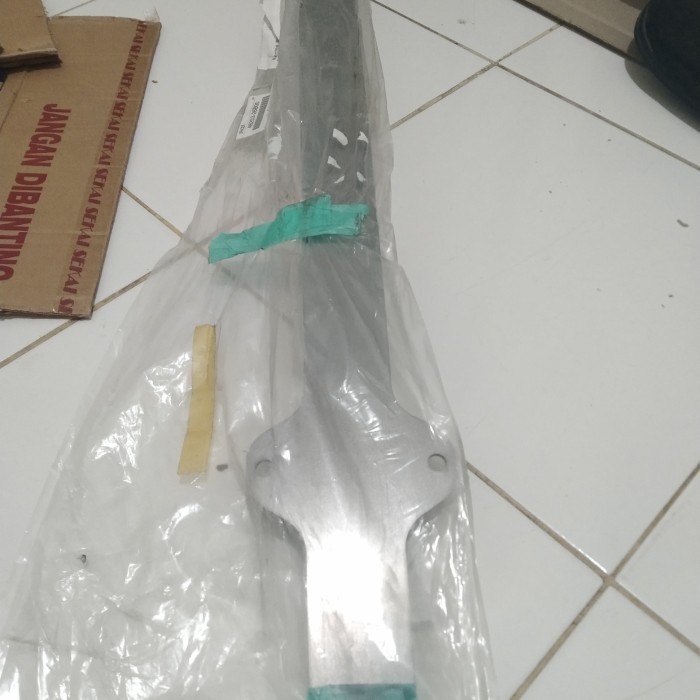 Per belakang nomor 2 Toyota Hiace commuter 48253-26B00 ORIGINAL TOYOTA Harga 1,300,000 rupiah*Gratis Ongkir