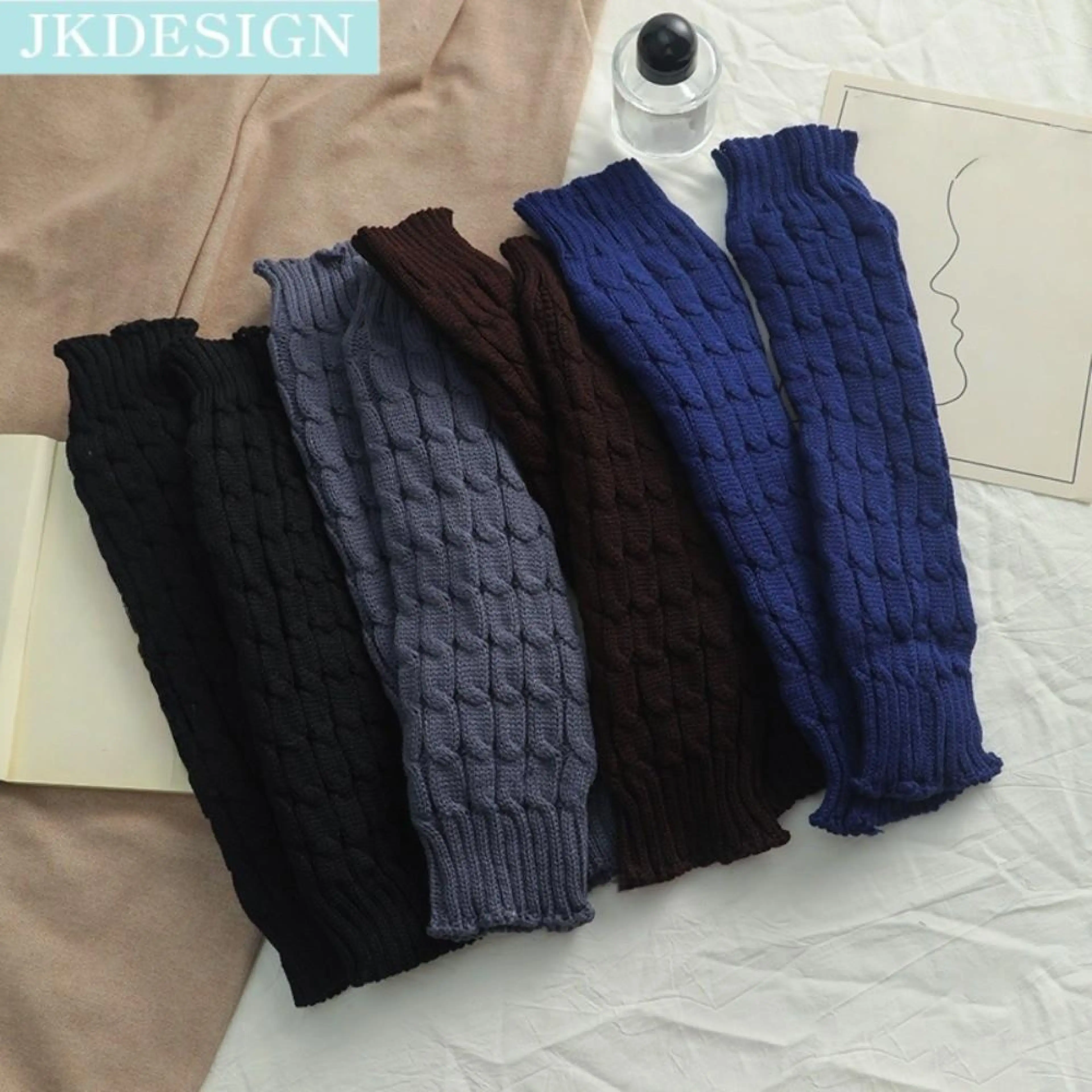 JKDESIGN ที่คลุมเท้า ผ้าฟลีซสำหรับอุ่นขา หนาขึ้น ความสูงระดับเข่า ที่อุ่นขาฤดูหนาว ถุงเท้า นุ่มนวล ผ้าคลุมขาถัก ผู้หญิง