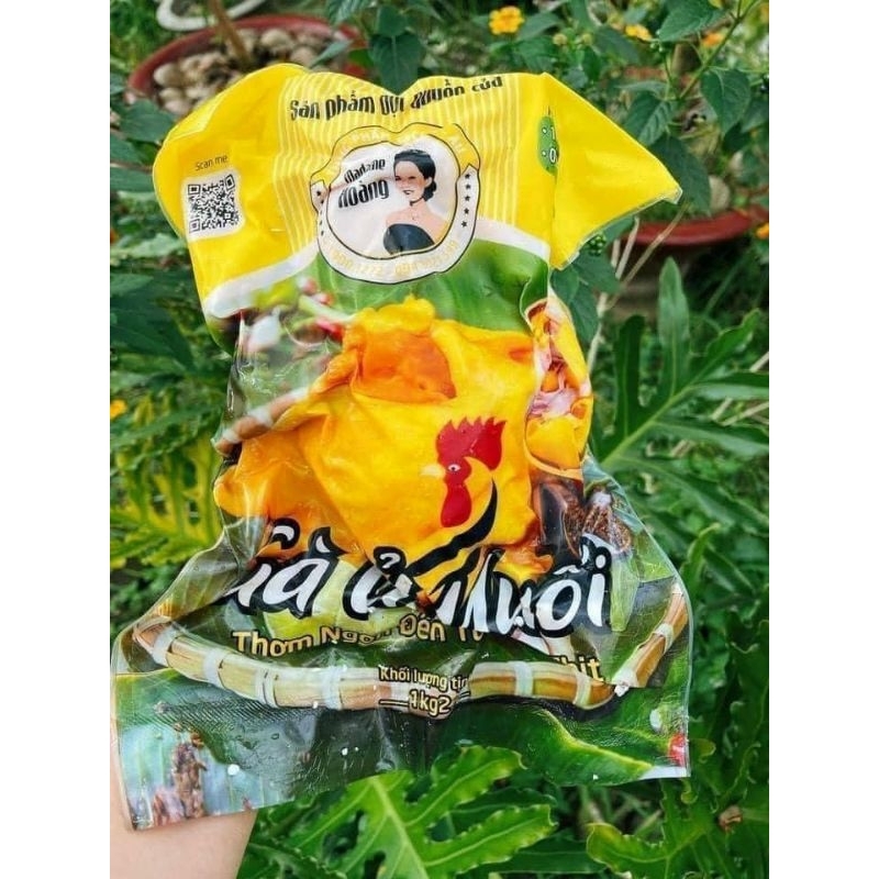 Gà ủ muối madam hoàng tầm 1.2 kg,có tặng kèm muối chấm hải sản