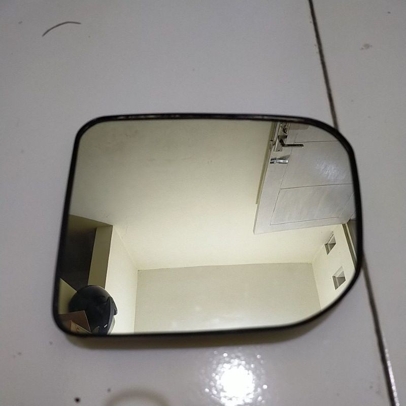 Kaca spion Avanza all new Veloz Xenia Agya TRD Ayla 2012-2018 Harga 75,000 rupiah*Gratis Ongkir