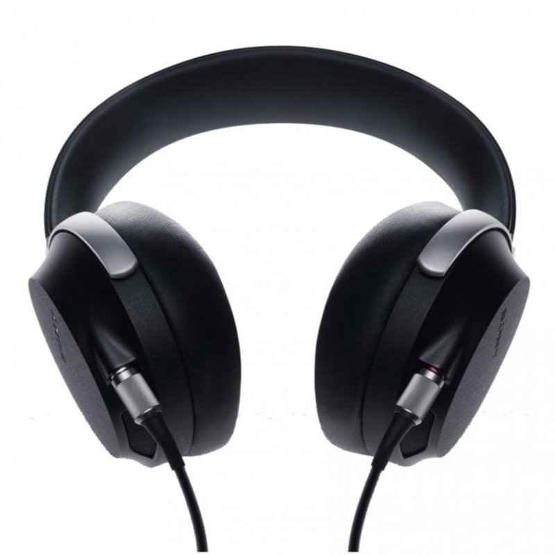 Sony Singapore MDR-Z7 Over-The-Ear Headphone (Black) Singapore
