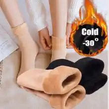 ภาพขนาดย่อของสินค้าถุงเท้า ผ้ากํามะหยี่ แบบหนา ให้ความอบอุ่น เหมาะกับฤดูหนาว สไตล์โลลิต้า สําหรับผู้ชาย และผู้หญิง Thick Short Socks
