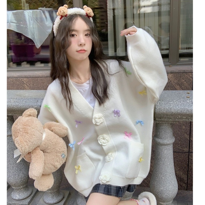 Áo khoác cardigan len nữ dệt kim đính hoa nổi form rộng có túi thời trang thu đông hàng quảng châu loại 1 ladyquangchau