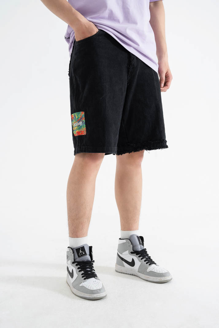 Quần Short Nam BOO Dáng Rộng Vải Kaki Đính Logo BOOLAAB