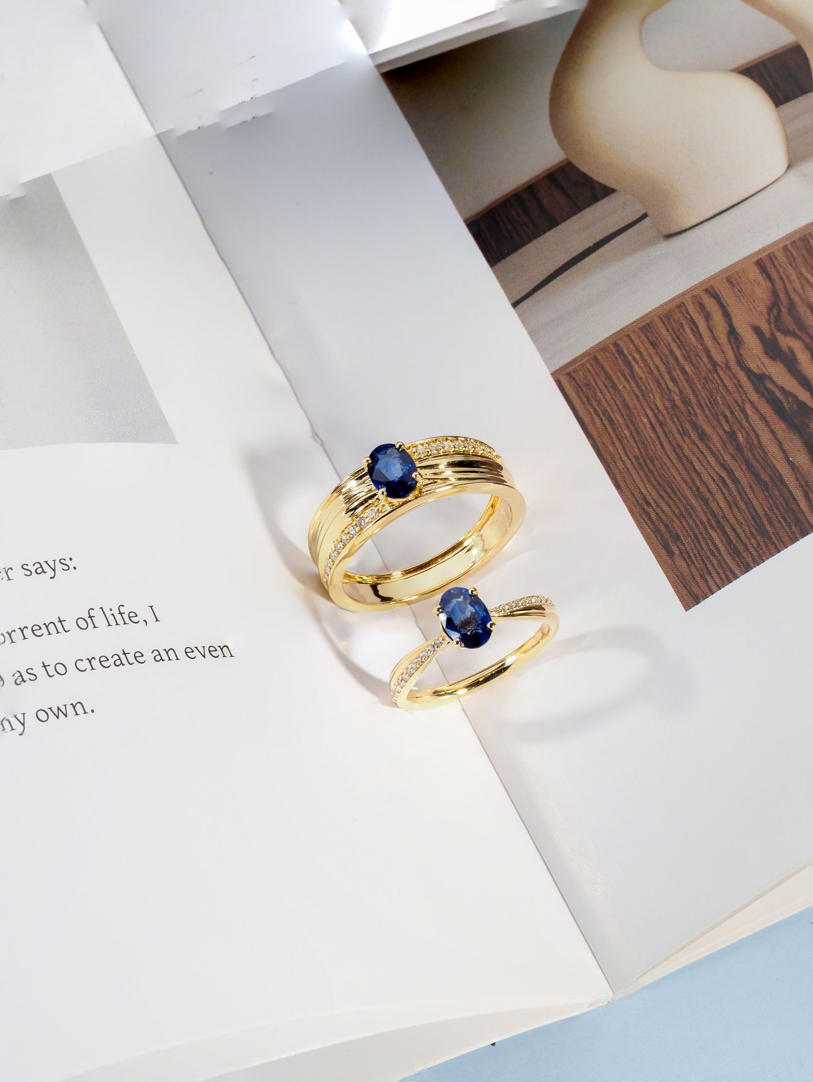 Sapphire Couple Rings, Model Blue Sapphire Ribbon Solitaire Ring 9K ราคา 68,799 บาท*ส่งฟรี
