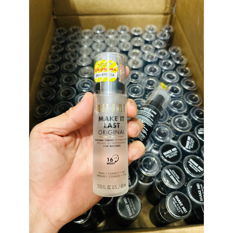 Xịt giữ nền Milani Make it Lash 60ml - Chai cầm khá chắc tay với dung tích 60ml rất tiện cho các bạn mang theo khi đi du lịch,và cũng dùng được khá lâu so mà giá thành lại vô cùng hạt dẻ