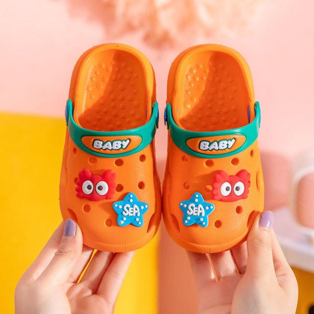 Children39; S chạm khoét dép dễ thương mùa hè cô gái 1-3 tuổi phim hoạt hình chống trượt nam đế mềm Dép cho bé nhà Guốc cho bé