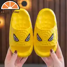 ภาพขนาดย่อของภาพหน้าปกสินค้าHS children's cartoon slippers home non-slip soft bottom slippers boy's and girls sandals st sandals จากร้าน Helenn Store บน Lazada