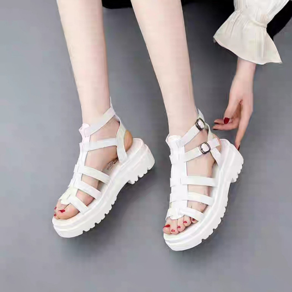 XINH XỈU - Giày xăng đan nữ quai hậu rọ hở mũi cổ cao cá tính đế PU nhẹ cao 5p