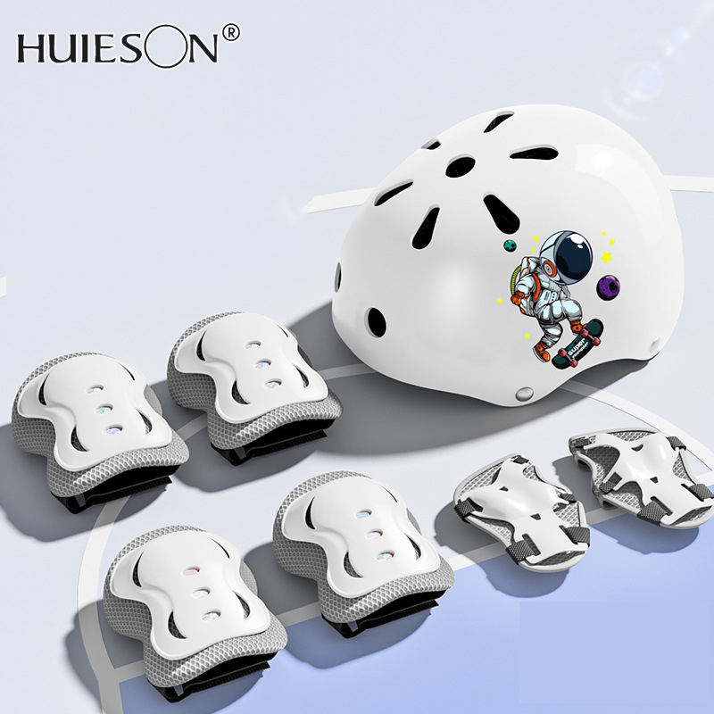 【Huieson】Children's sports protective gear, bicycle professional helmet and knee pads, outdoor cycling baby protective gear ราคา 550 บาท*ส่งฟรี