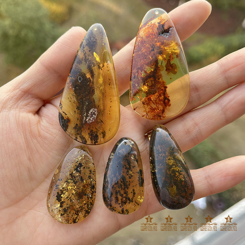 [zhiju] 100% Original Natural Amber Plant Pendant for Necklace Real Unique Drop Reiki Stone Diy Gems 2024 New Healing Jewelry Wholesale